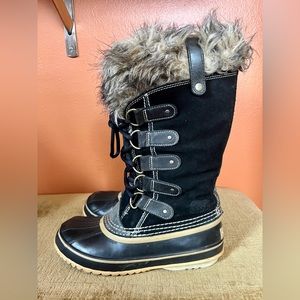 Joan of Arctic Women’s Black Sorel Boots, Size 7